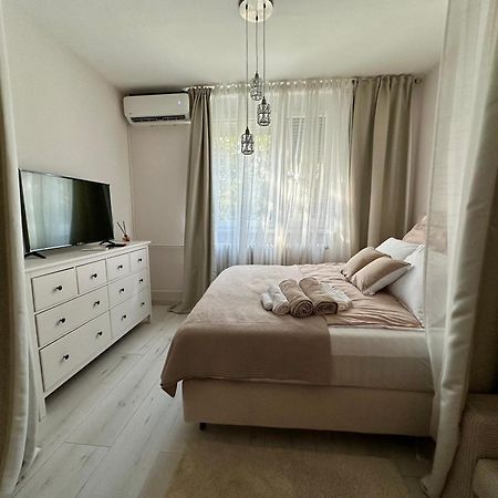 Mate Gold Apartment II Szeged Bagian luar foto